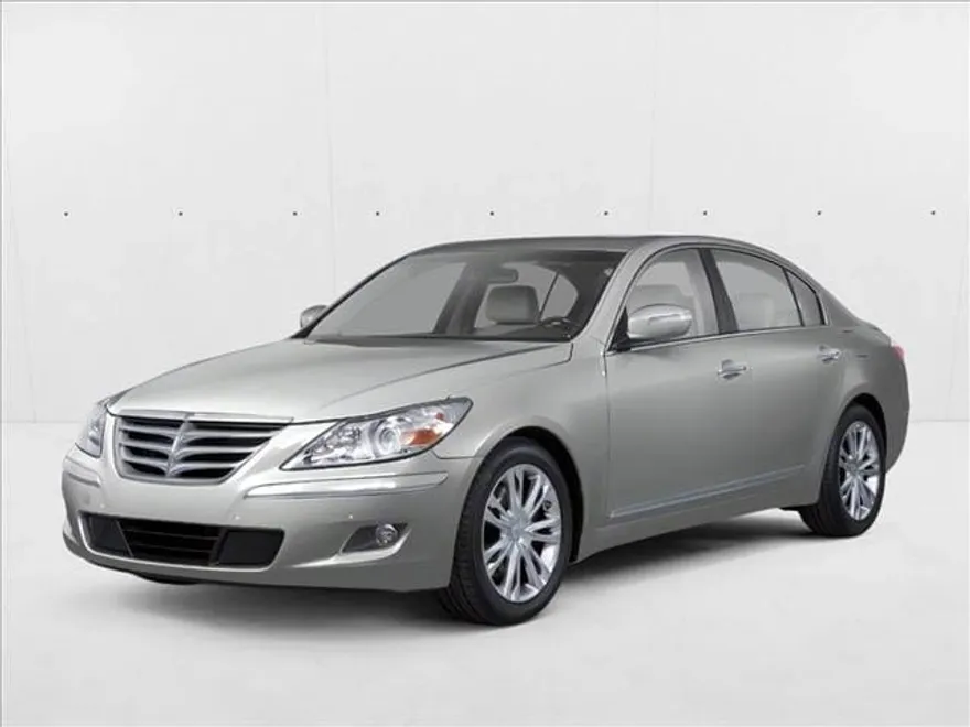 2012 Hyundai Genesis 5.0 R-Spec photo 1
