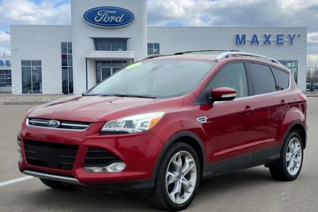 2013 Ford Escape Titanium photo 1