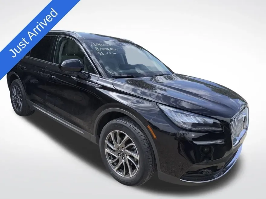 2021 Lincoln Corsair Standard photo 1