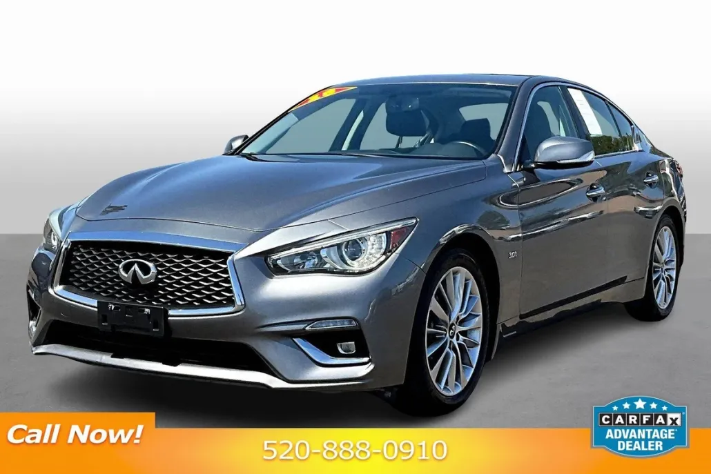 2018 Infiniti Q50 3.0t LUXE photo 1