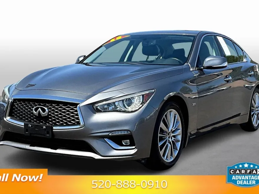 2018 Infiniti Q50 3.0t LUXE photo 1