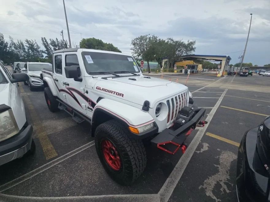 2020 Jeep Gladiator Sport photo 1