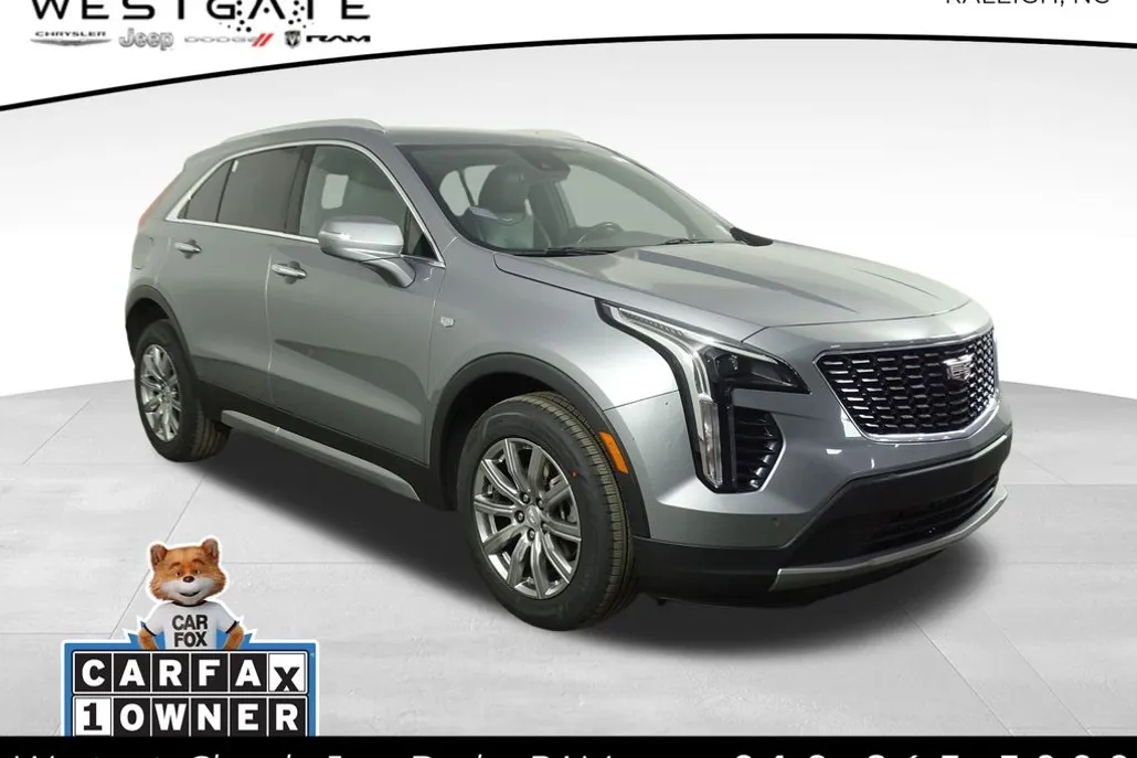 2023 Cadillac XT4 Premium Luxury photo 1