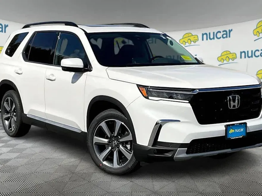 2025 Honda Pilot Elite photo 1