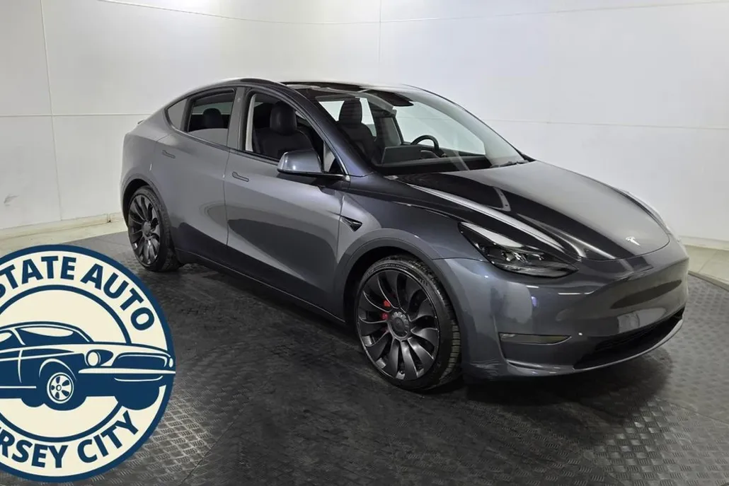 2022 Tesla Model Y Performance photo 1