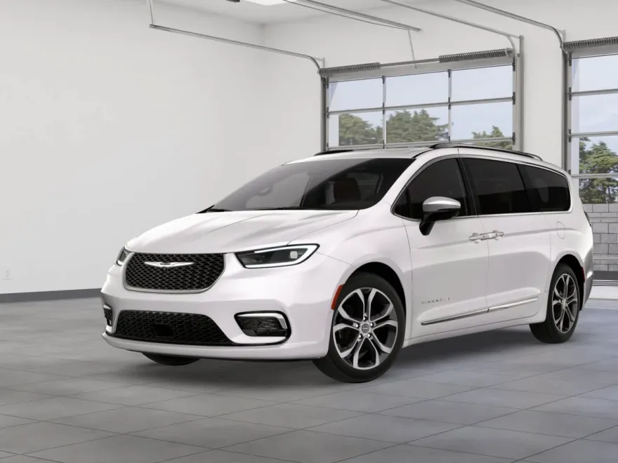 2026 Chrysler Pacifica Pinnacle photo 1