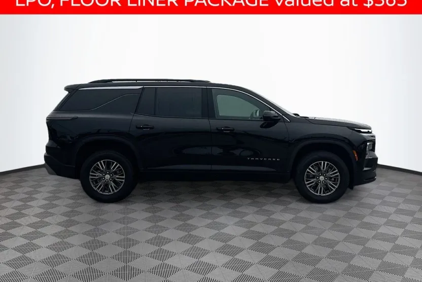 2025 Chevrolet Traverse photo 1
