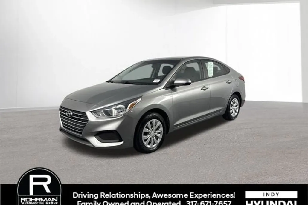 2022 Hyundai Accent SE photo 1