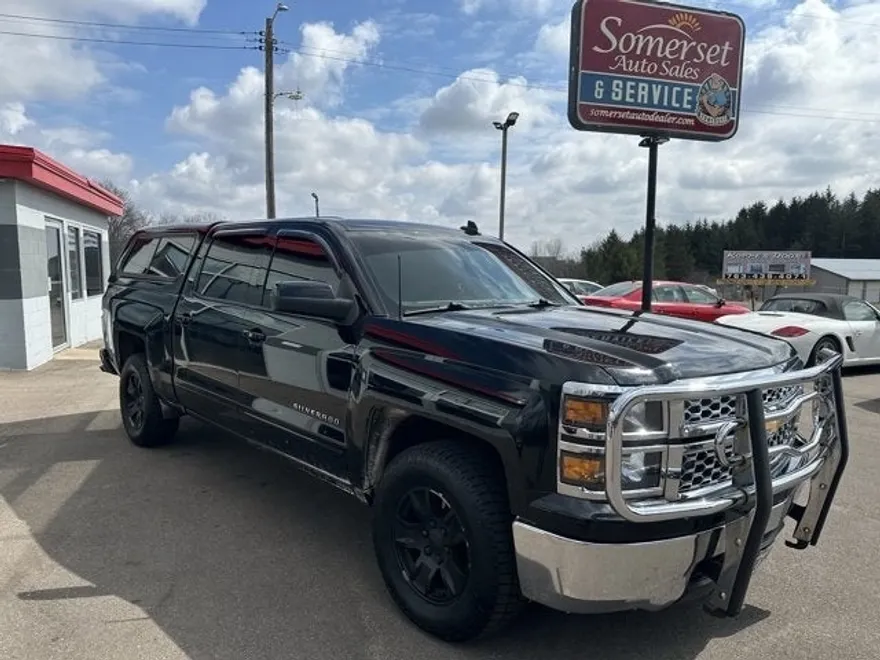 2015 Chevrolet Silverado 1500 LT photo 1