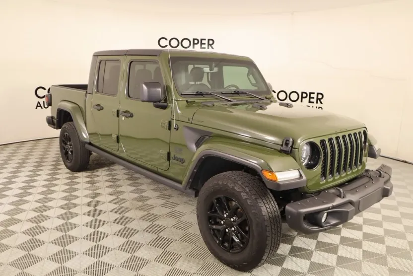2023 Jeep Gladiator Freedom photo 1