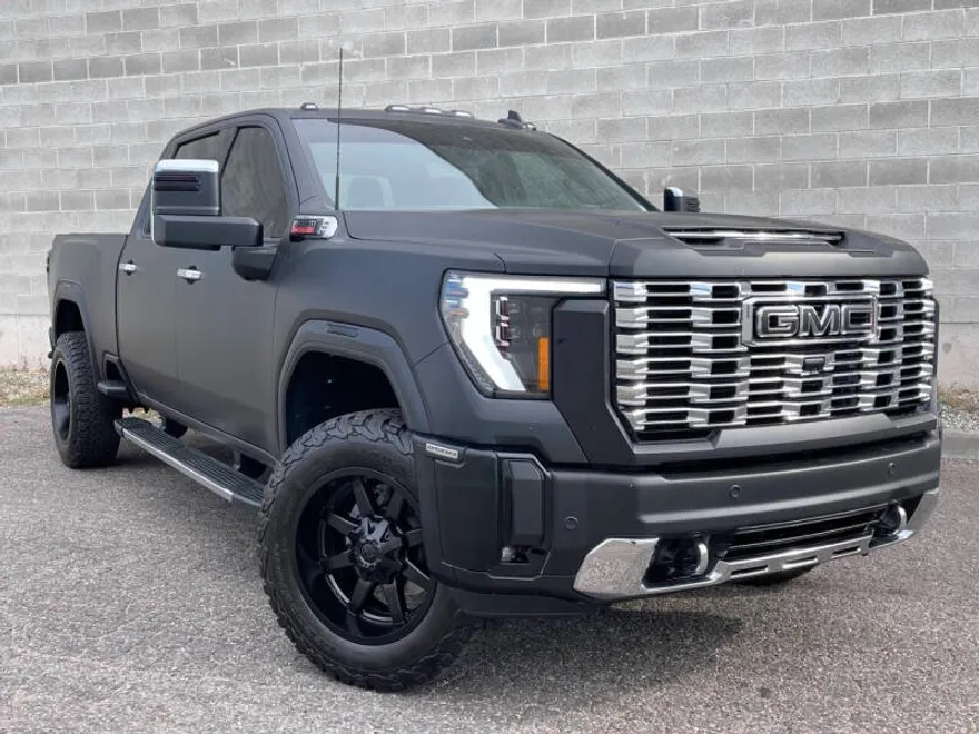 2024 Gmc Sierra HD Denali photo 1
