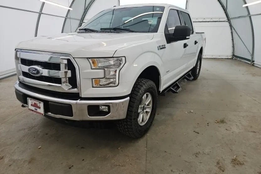 2015 Ford F-150 XLT photo 1