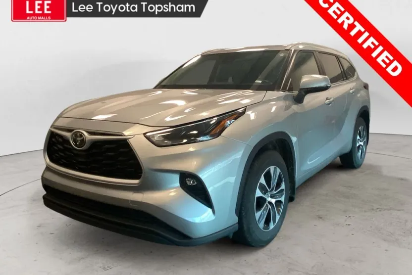 2023 Toyota Highlander XLE photo 1