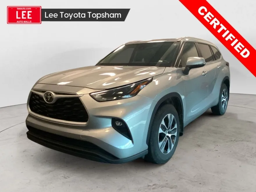 2023 Toyota Highlander XLE photo 1