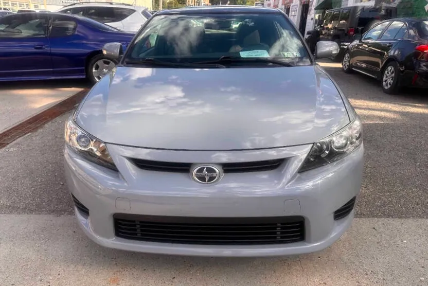 2011 Scion tC Base photo 1
