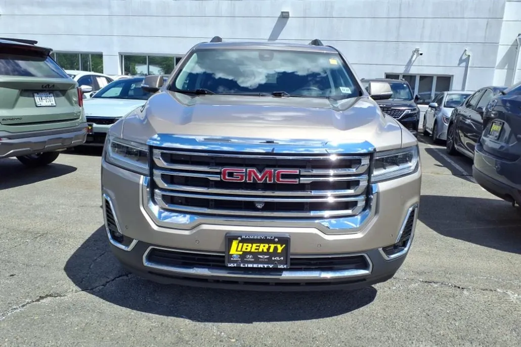 2022 Gmc Acadia SLT photo 1