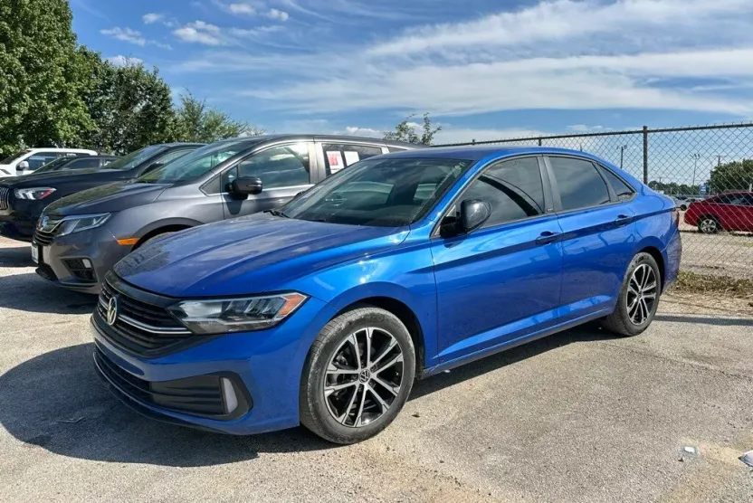 2023 Volkswagen Jetta 1.5T Sport photo 1