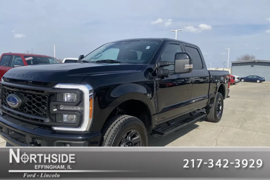 2023 Ford F-350 Lariat photo 1