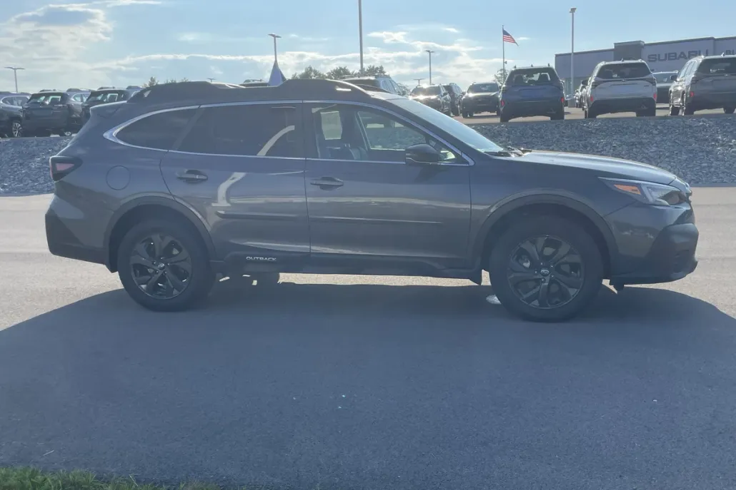 2022 Subaru Outback Onyx Edition XT photo 1