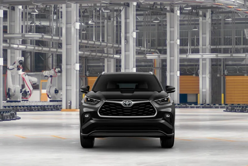 2025 Toyota Highlander Hybrid XLE photo 1