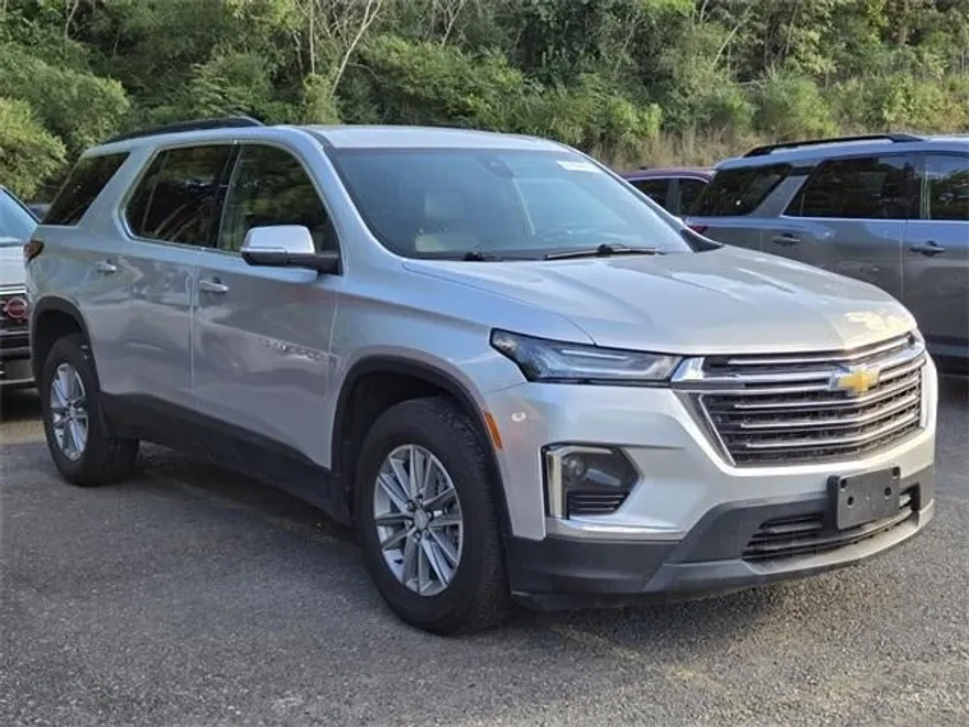 2022 Chevrolet Traverse 3LT photo 1