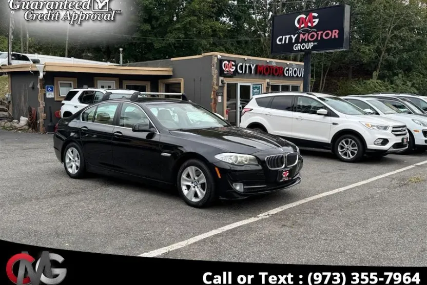 2013 Bmw 528xi 5-Series photo 1