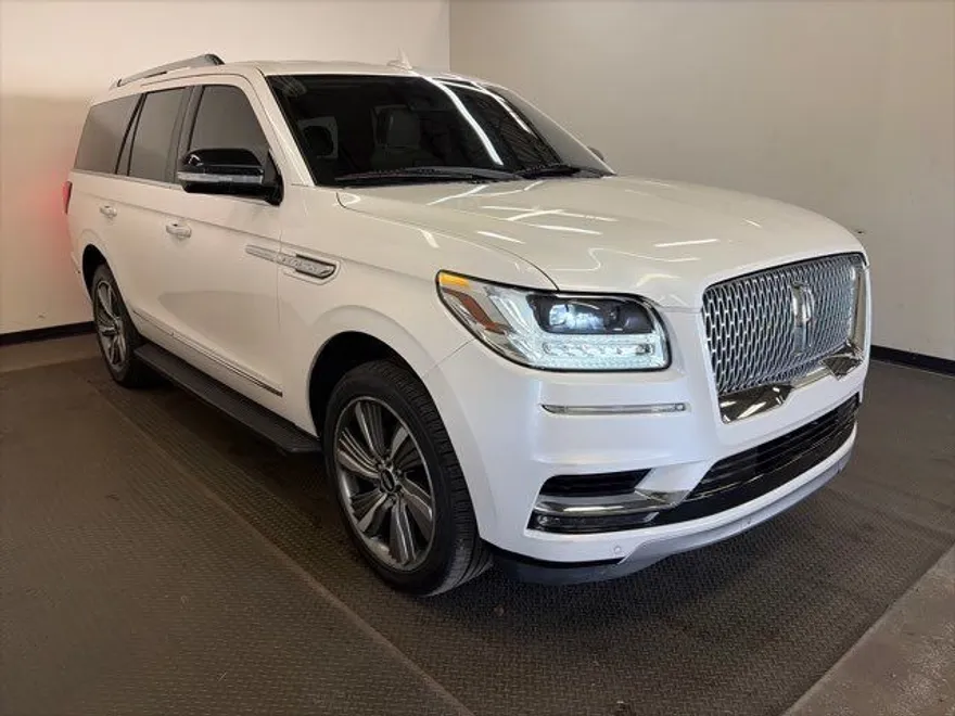 2018 Lincoln Navigator Premiere photo 1