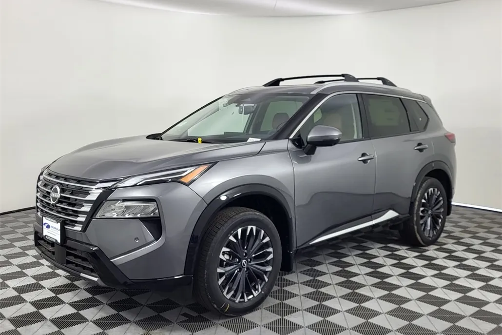 2025 Nissan Rogue Platinum photo 1
