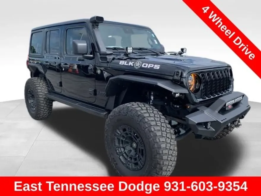 2024 Jeep Wrangler Willys photo 1
