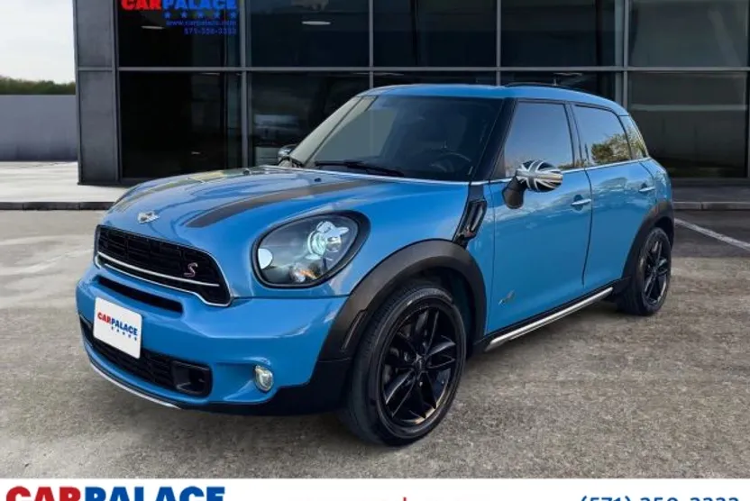 2016 Mini Countryman S ALL4 photo 1