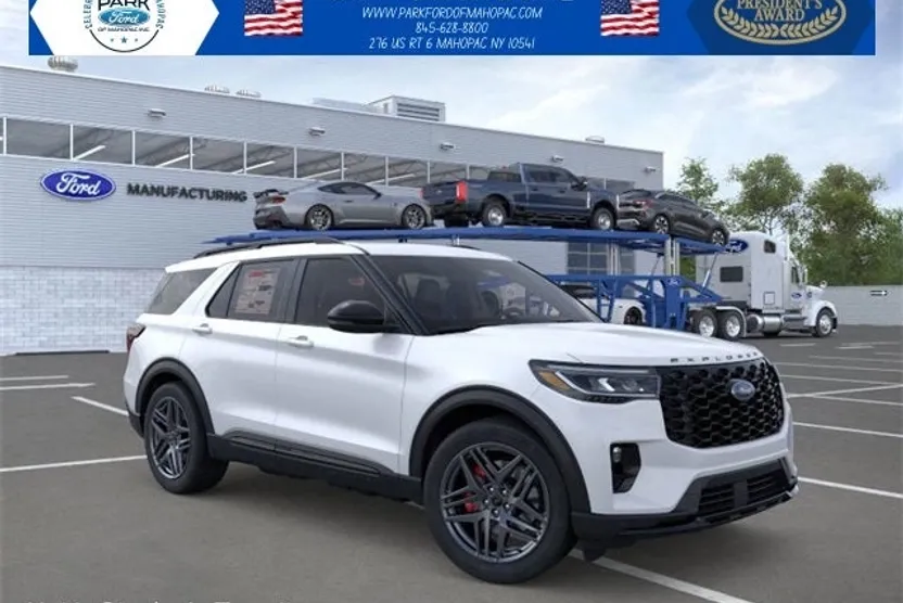 2025 Ford Explorer ST photo 1
