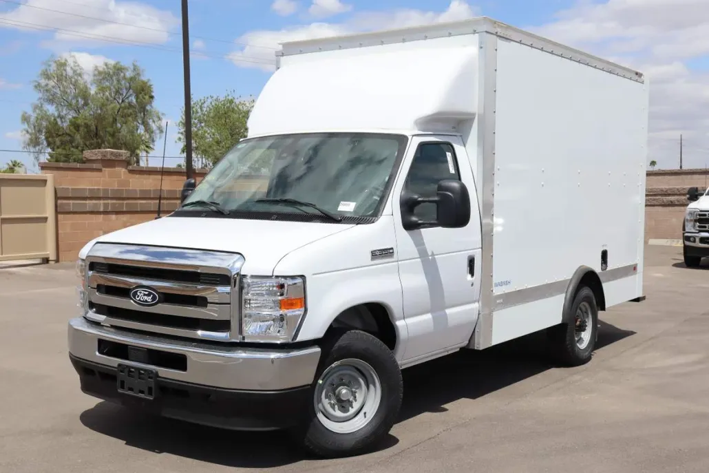 2026 Ford E-350 Base photo 1