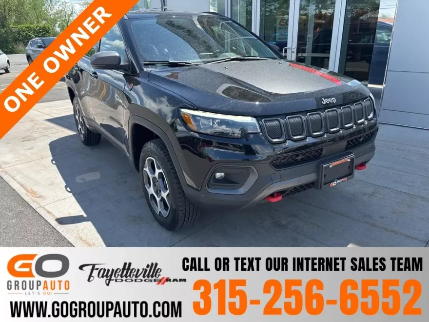 2022 Jeep Compass Trailhawk photo 1