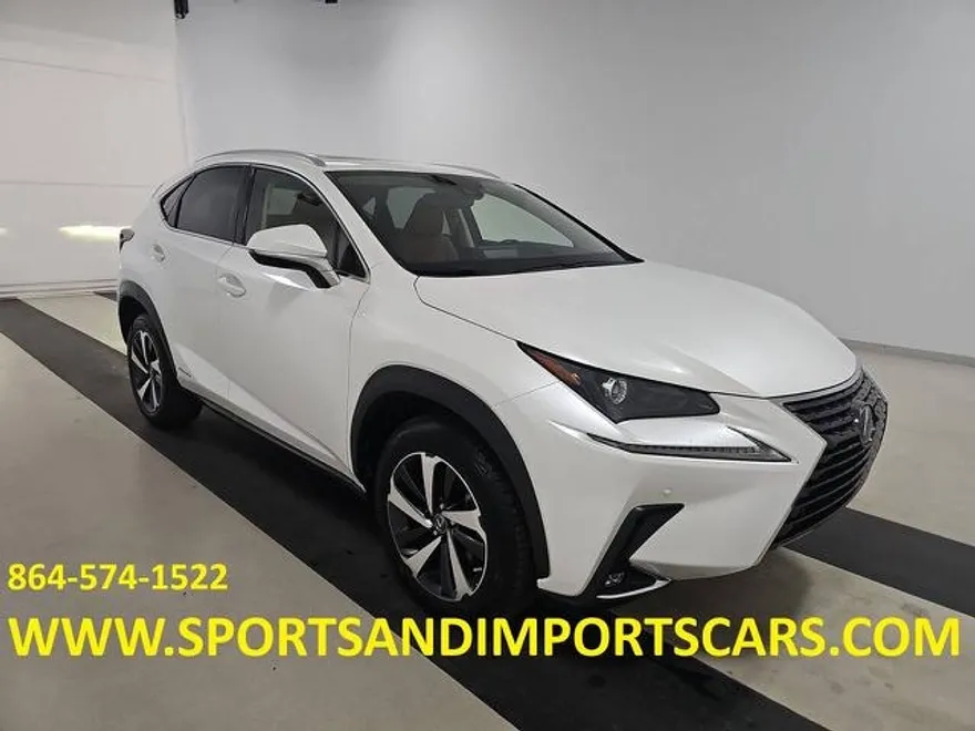2021 Lexus NX 300h photo 1