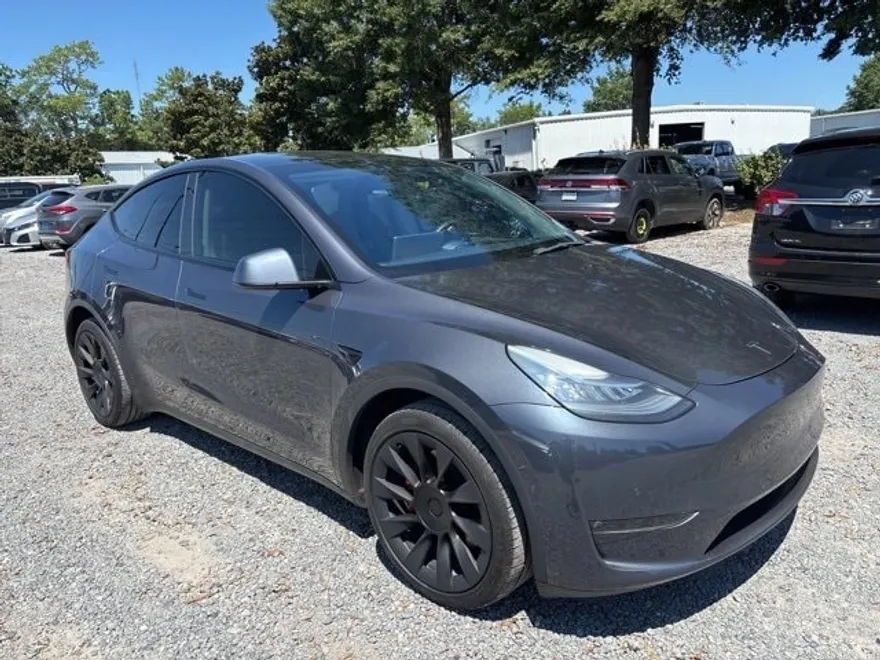 2021 Tesla Model Y Long Range photo 1