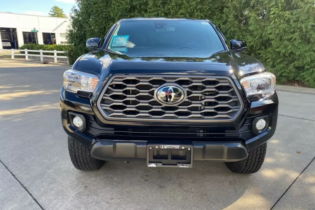2022 Toyota Tacoma 4x4 TRD Off-Road photo 1