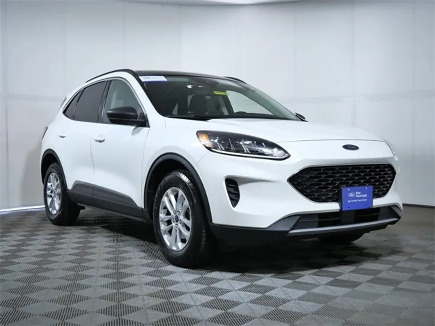 2022 Ford Escape SE photo 1