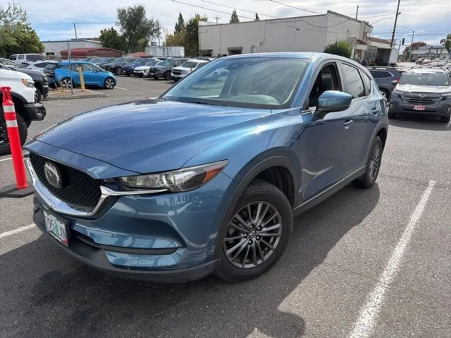 2019 Mazda CX-5 Touring photo 1