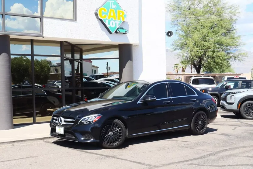 2020 Mercedes Benz C 300 photo 1