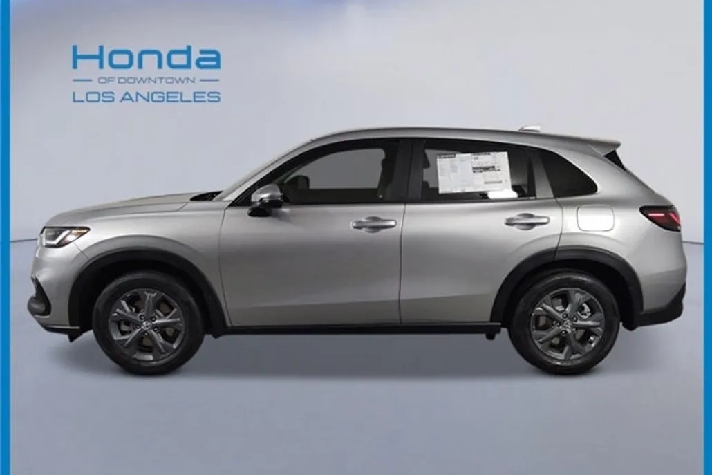 2026 Honda HR-V LX photo 1