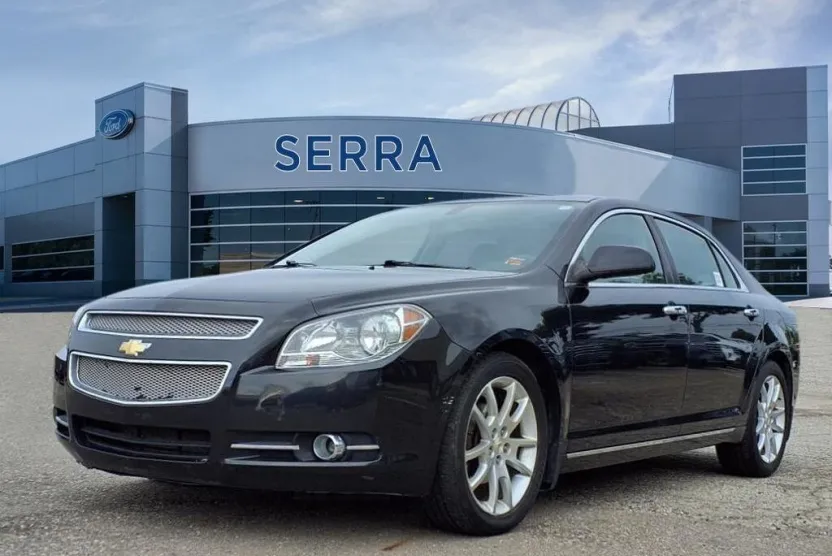 2011 Chevrolet Malibu LTZ photo 1
