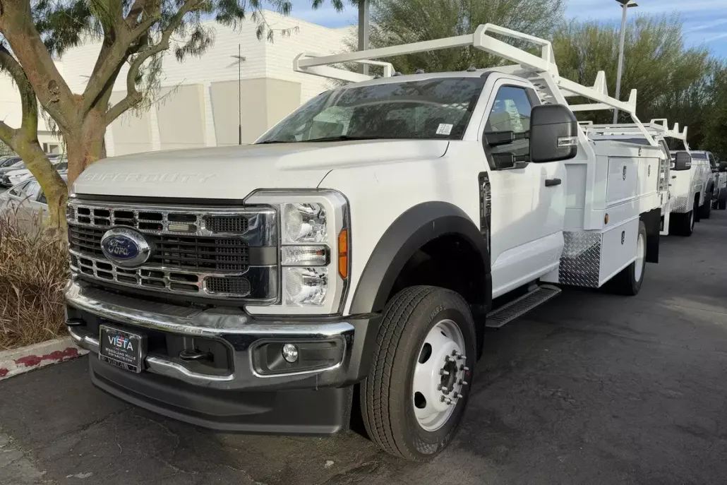 2024 Ford F-550 XL photo 1