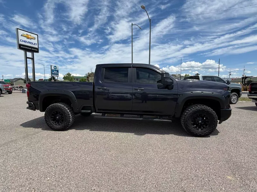 2024 Chevrolet Silverado 2500HD Custom photo 1