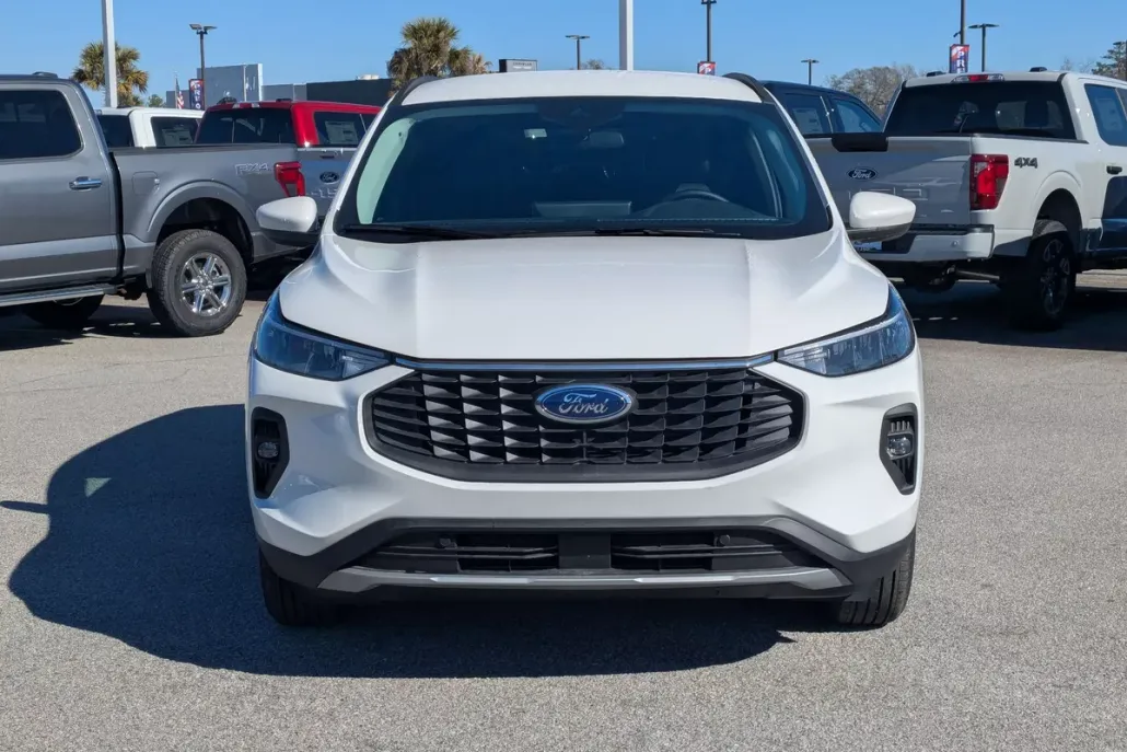 2025 Ford Escape Plug-In Hybrid SE photo 1