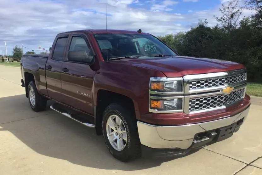 2014 Chevrolet Silverado 1500 LT photo 1