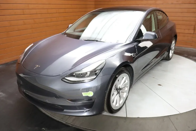 2022 Tesla Model 3 photo 1