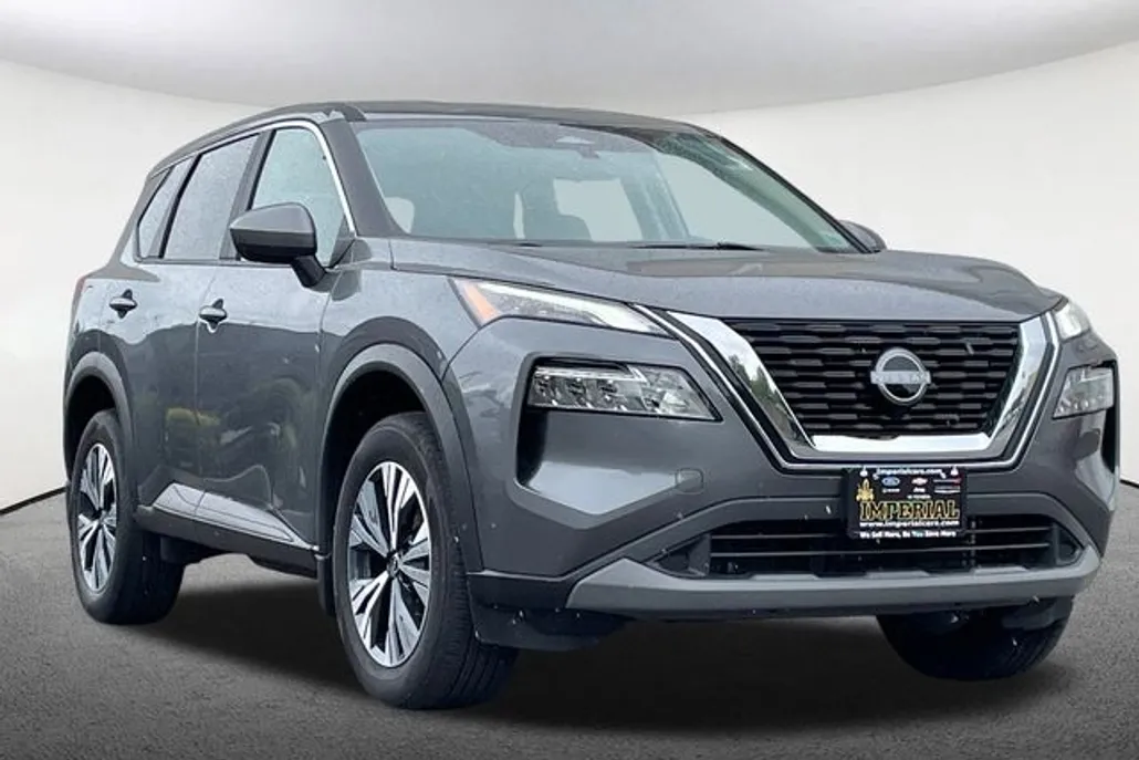 2023 Nissan Rogue SV photo 1