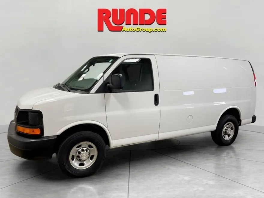 2016 Chevrolet Express Cargo 2500 Work Van photo 1