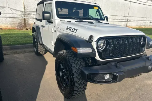 2024 Jeep Wrangler Willys photo 3