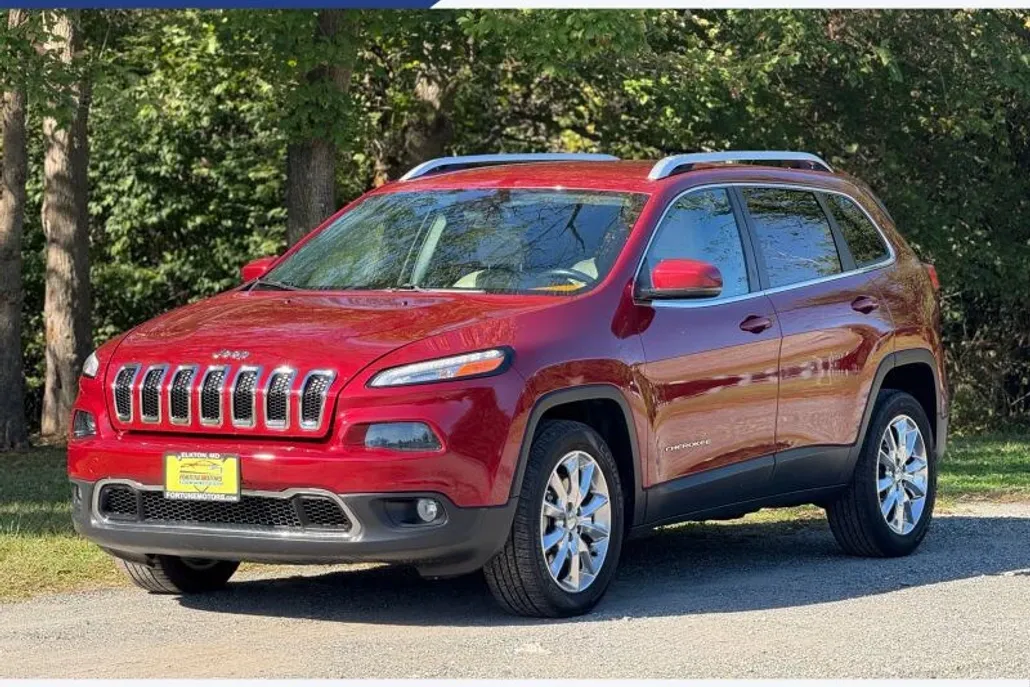 2015 Jeep Cherokee Limited Sport photo 1